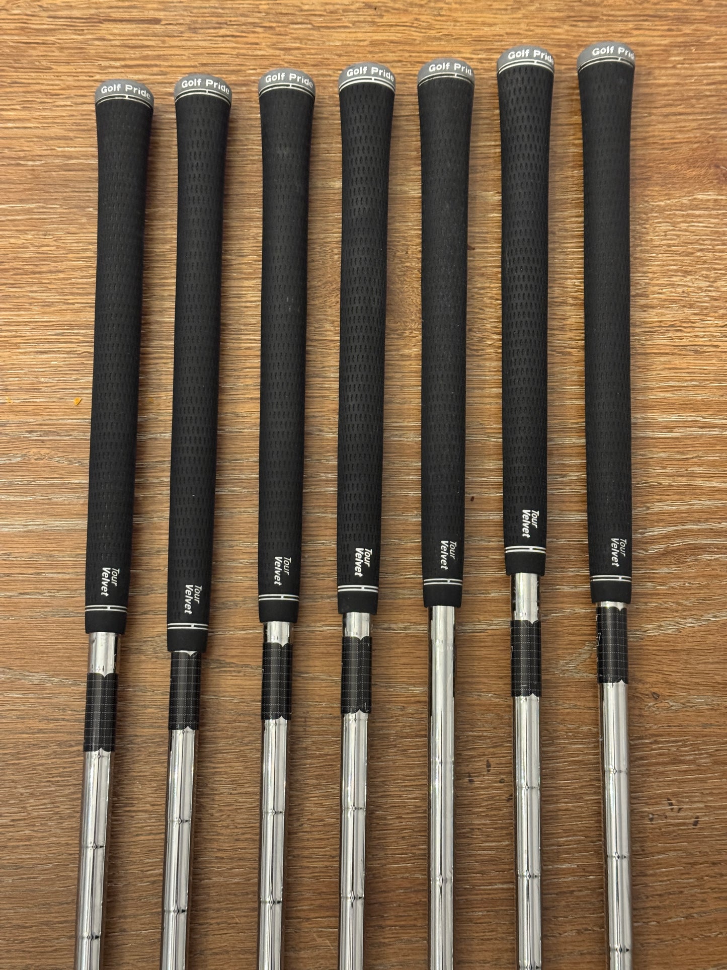 Taylormade Stealth Iron Set (5-AW) / True Temper Elevate S shafts (stiff)