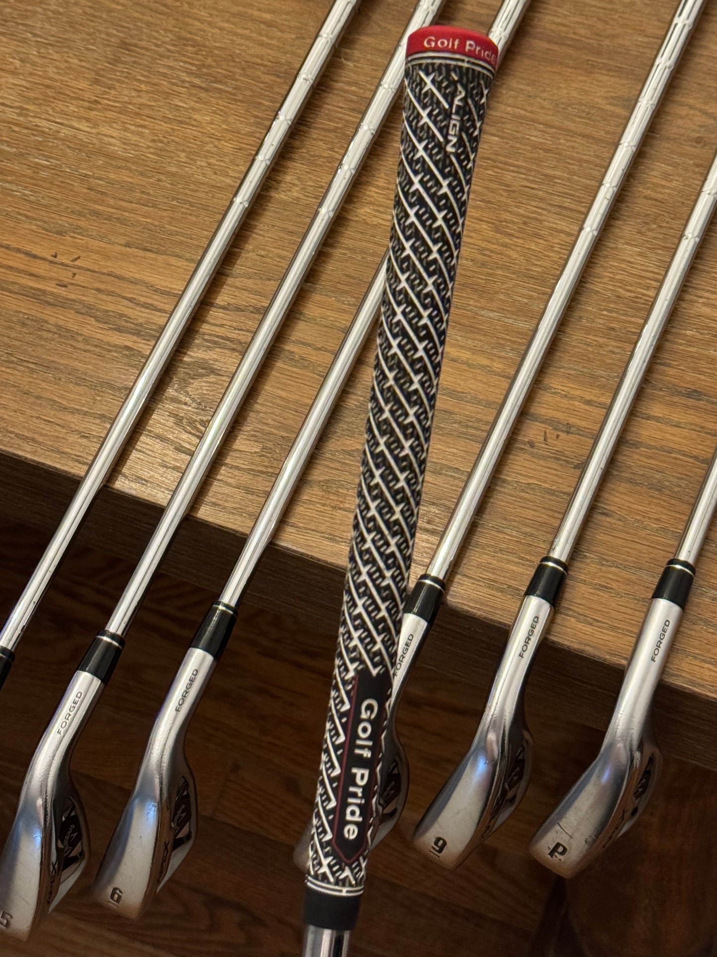 Callaway Apex ‘21 Iron Set (4-PW) / Elevate 95S shafts Stiff