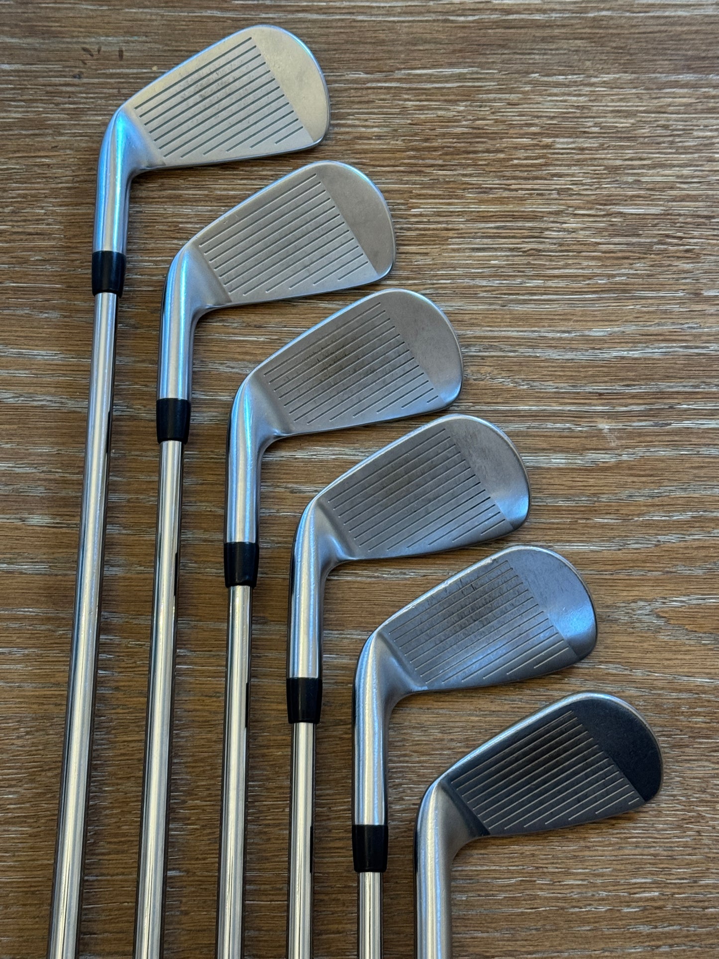 Titleist T100 Iron Set (4-PW) / Project X 6.0 shafts Stiff