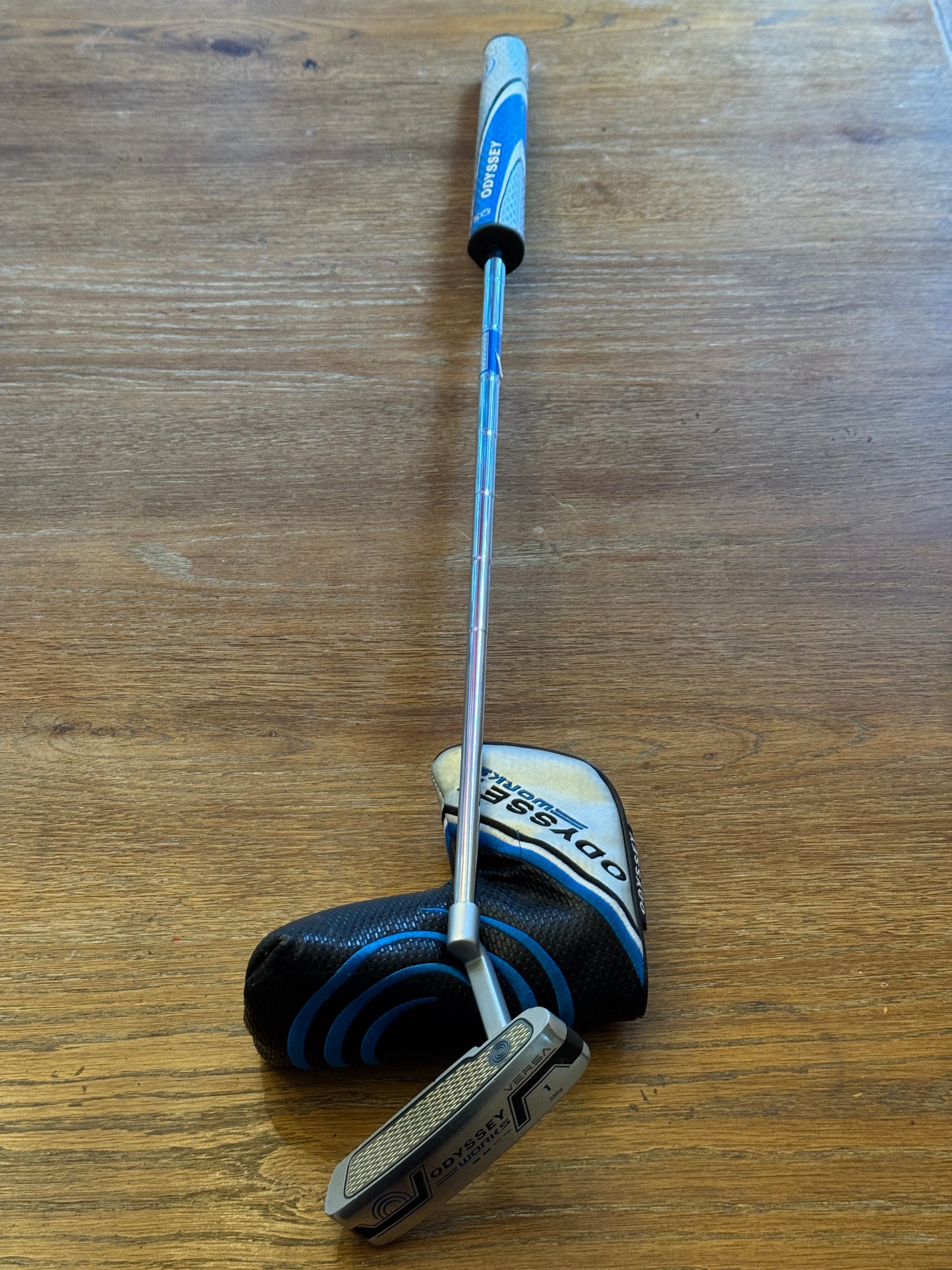 Odyssey Works Versa 1 Putter (33”)