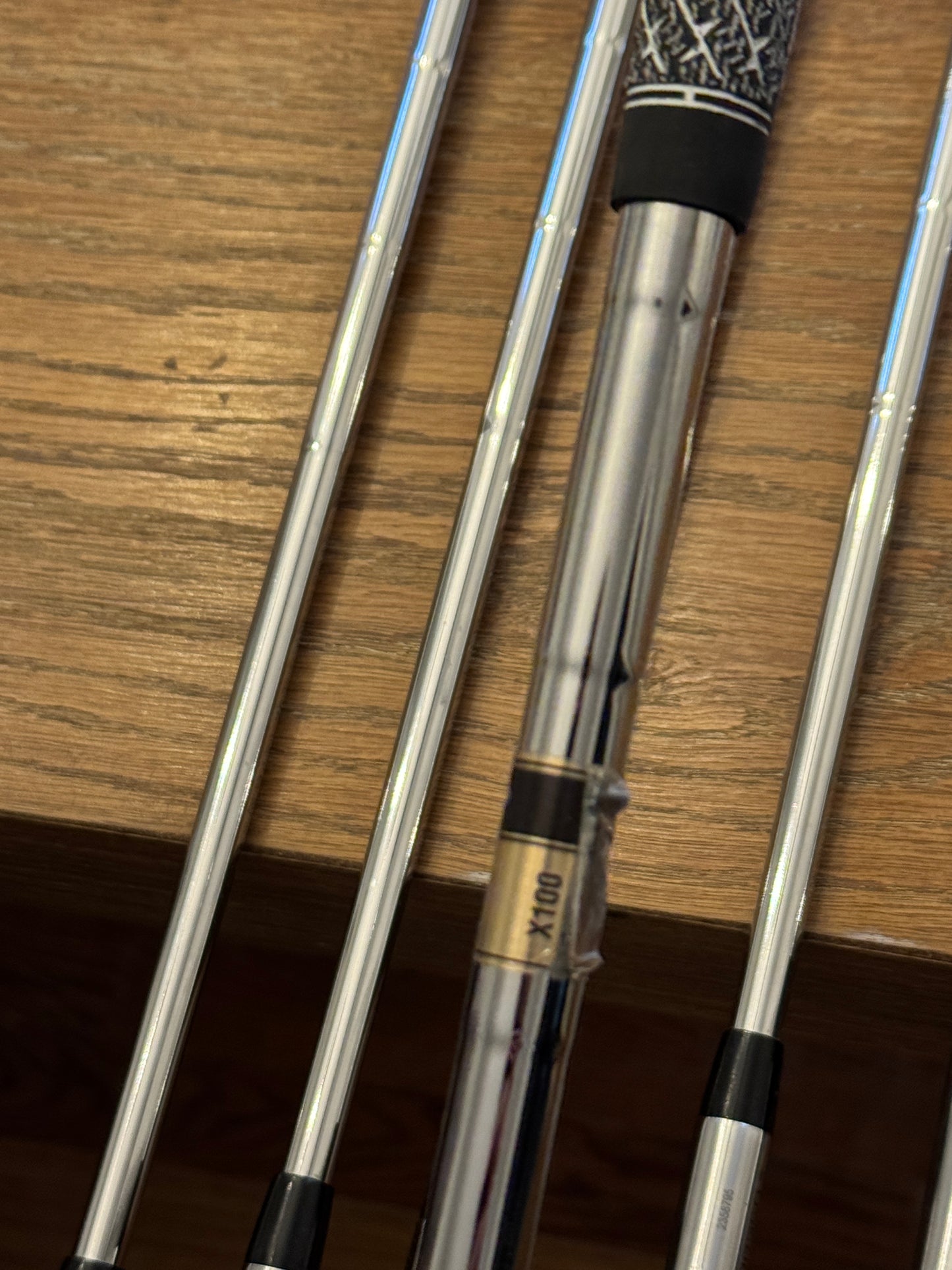 Titleist T100 ‘23 Iron Set (4-PW) / Dynamic Gold X100 shafts