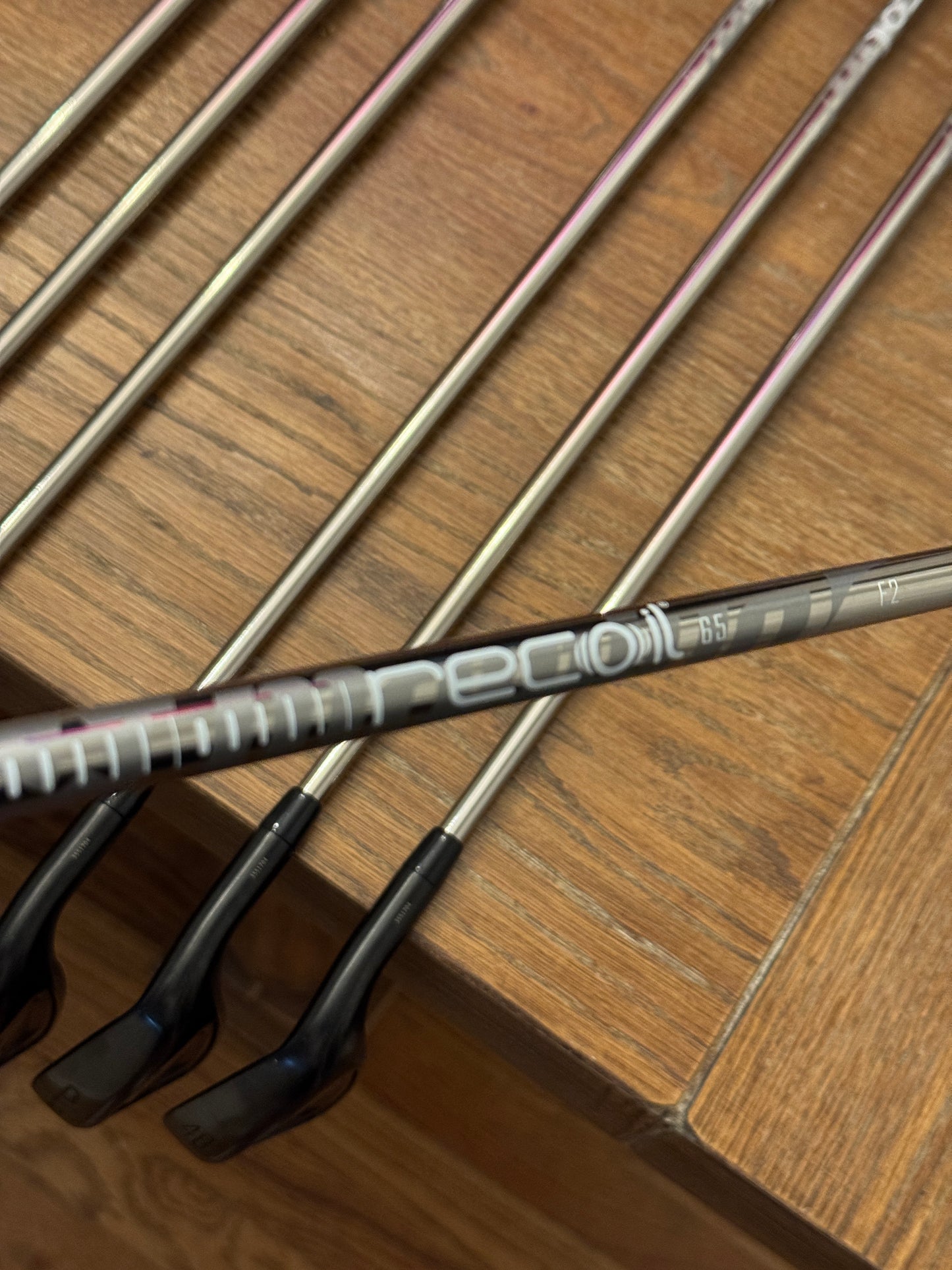 Titleist T350 ‘23 Iron Set (5-AW) / Recoil 65 F2 shafts Senior