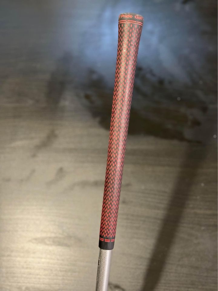 Titleist 913F 3-wood (15°) / Diamana 60R shaft Regular
