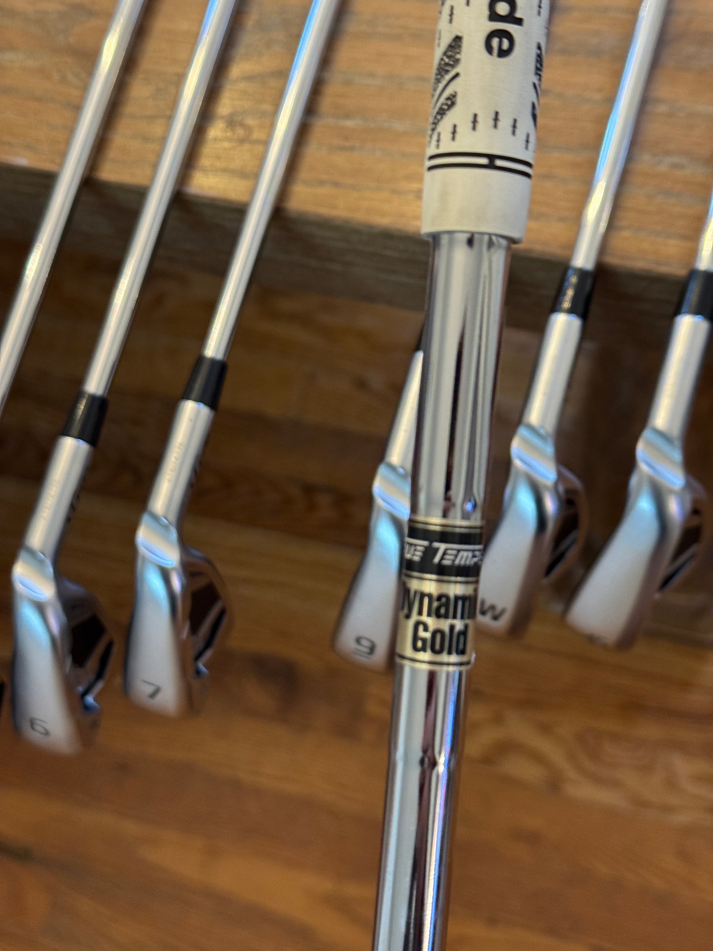 Ping G430 Iron Set (5-GW) / Dynamic Gold S300 shafts Stiff