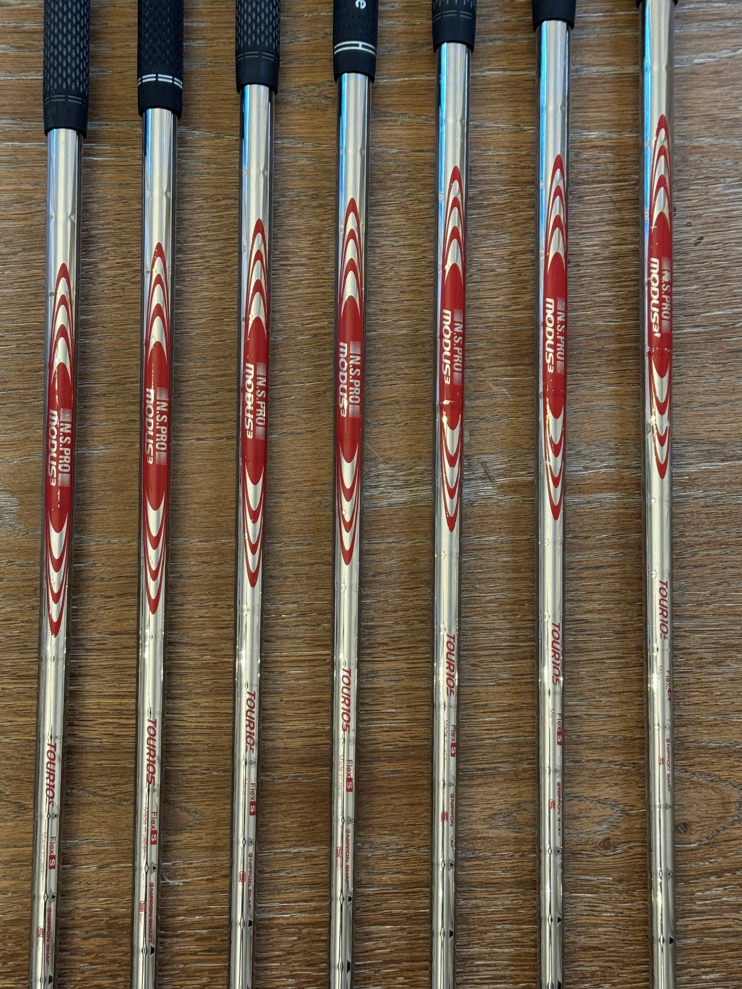 Titleist T200 ‘23 Iron Set (5-GW) / N.S. Pro Modus3 Tour105 shafts Stiff