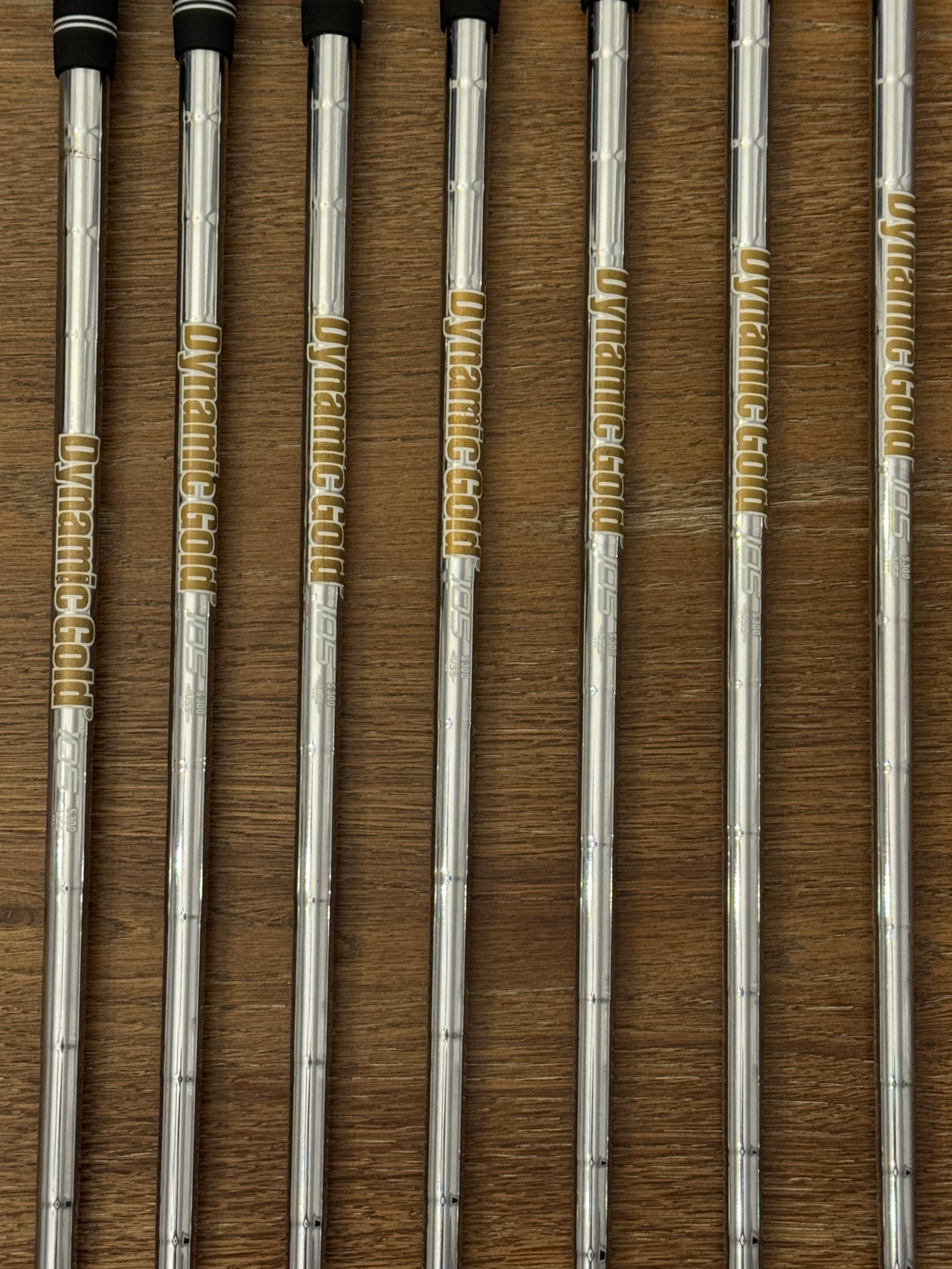 Taylormade P790 Iron Set (4-PW) / Dynamic Gold S300 shafts Stiff