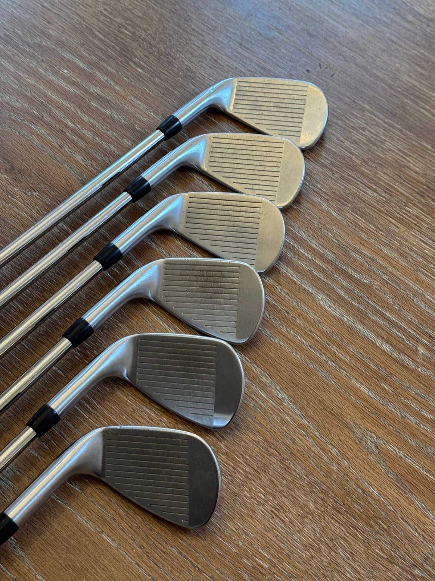 Titleist T100 ‘23 Iron Set (5-PW) / KBS Tour X shafts Xtra Stiff