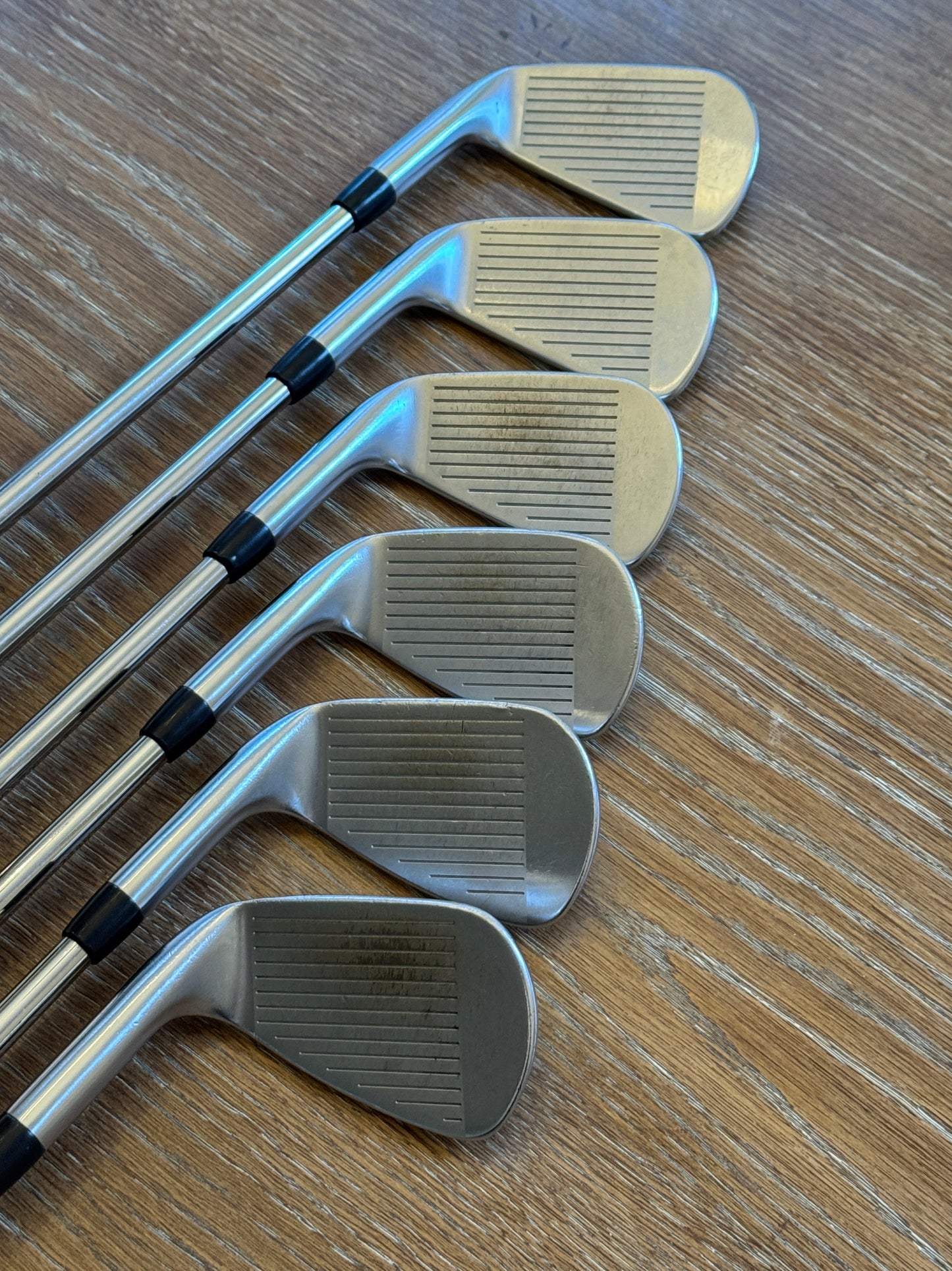 Titleist T100 Iron Set (4-PW) / Project X 6.0 shafts Stiff