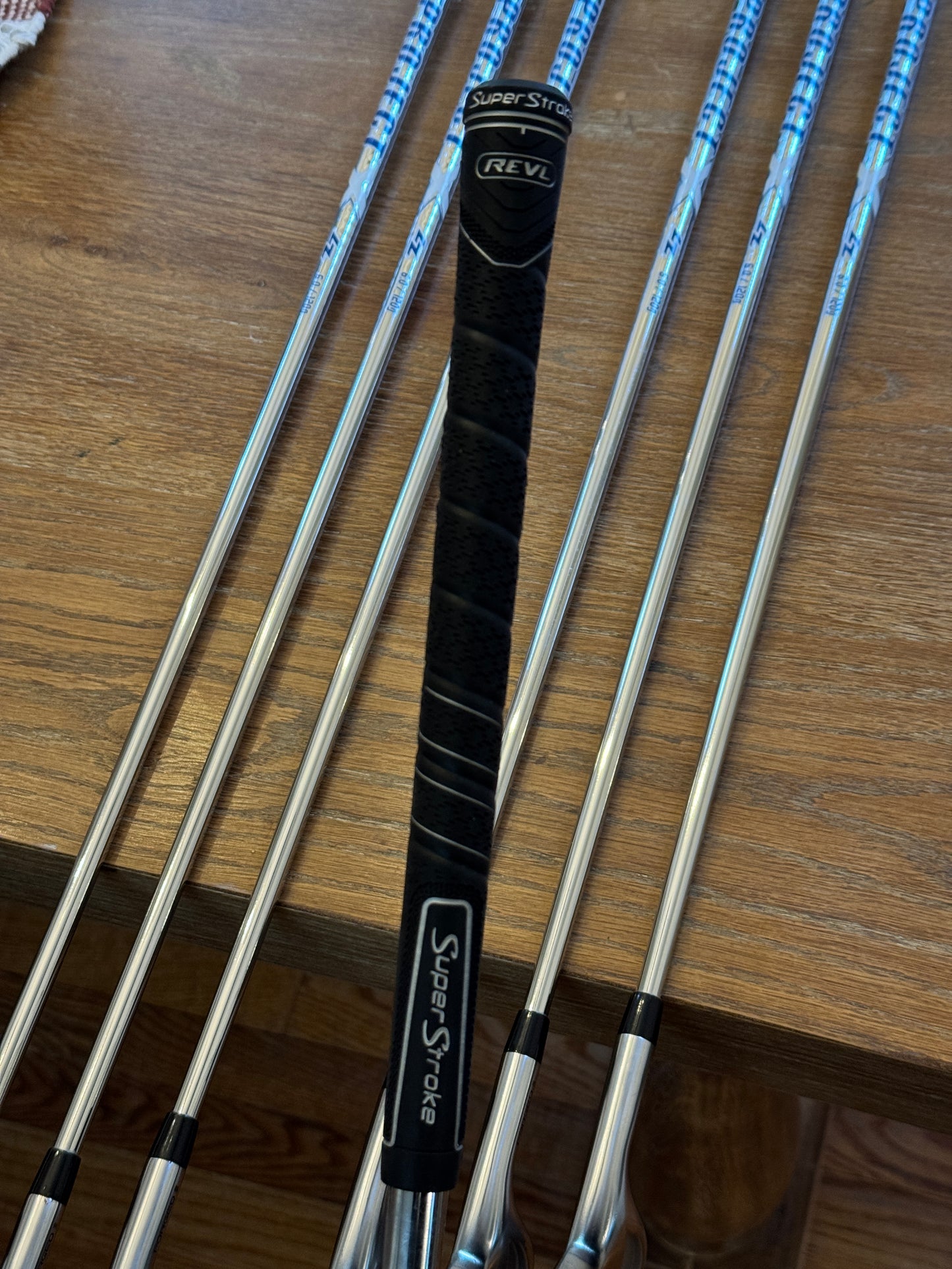 Titleist T150 ‘23 Iron Set (4-PW) / Project X 6.0 120g shafts Stiff