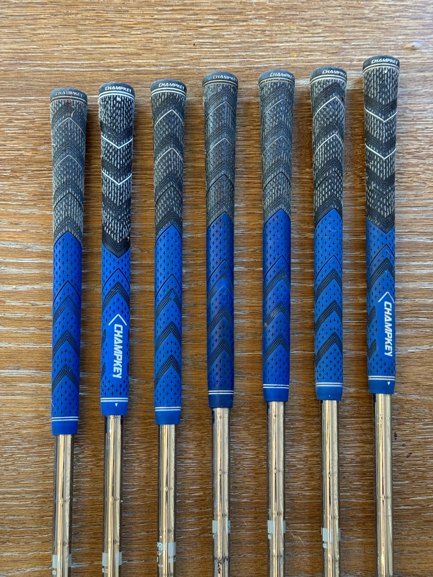 Srixon Z565 Iron Set (5-AW) / N.S. Pro 950 GH shafts Stiff