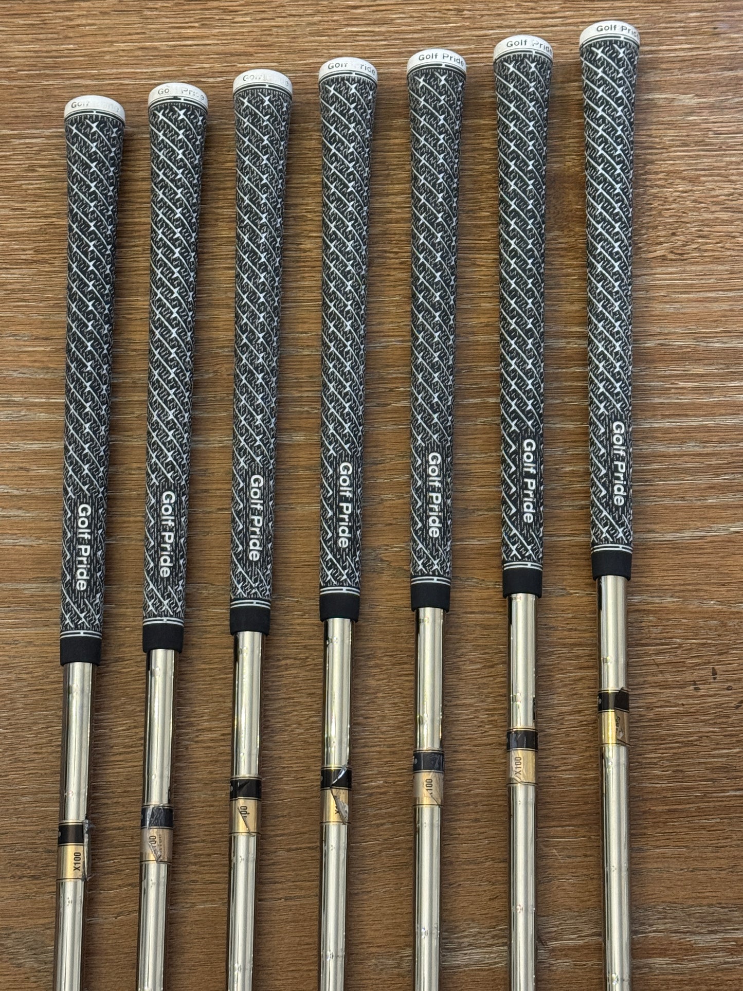 Titleist T100 ‘23 Iron Set (4-PW) / Dynamic Gold X100 shafts