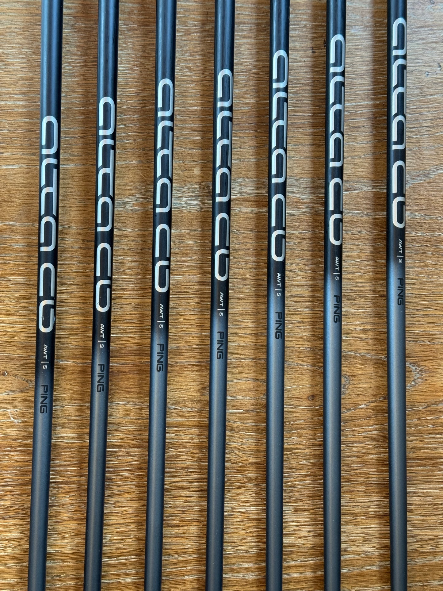 Ping i525 Iron Set (5-GW) / Ping ALTA CB shafts Stiff
