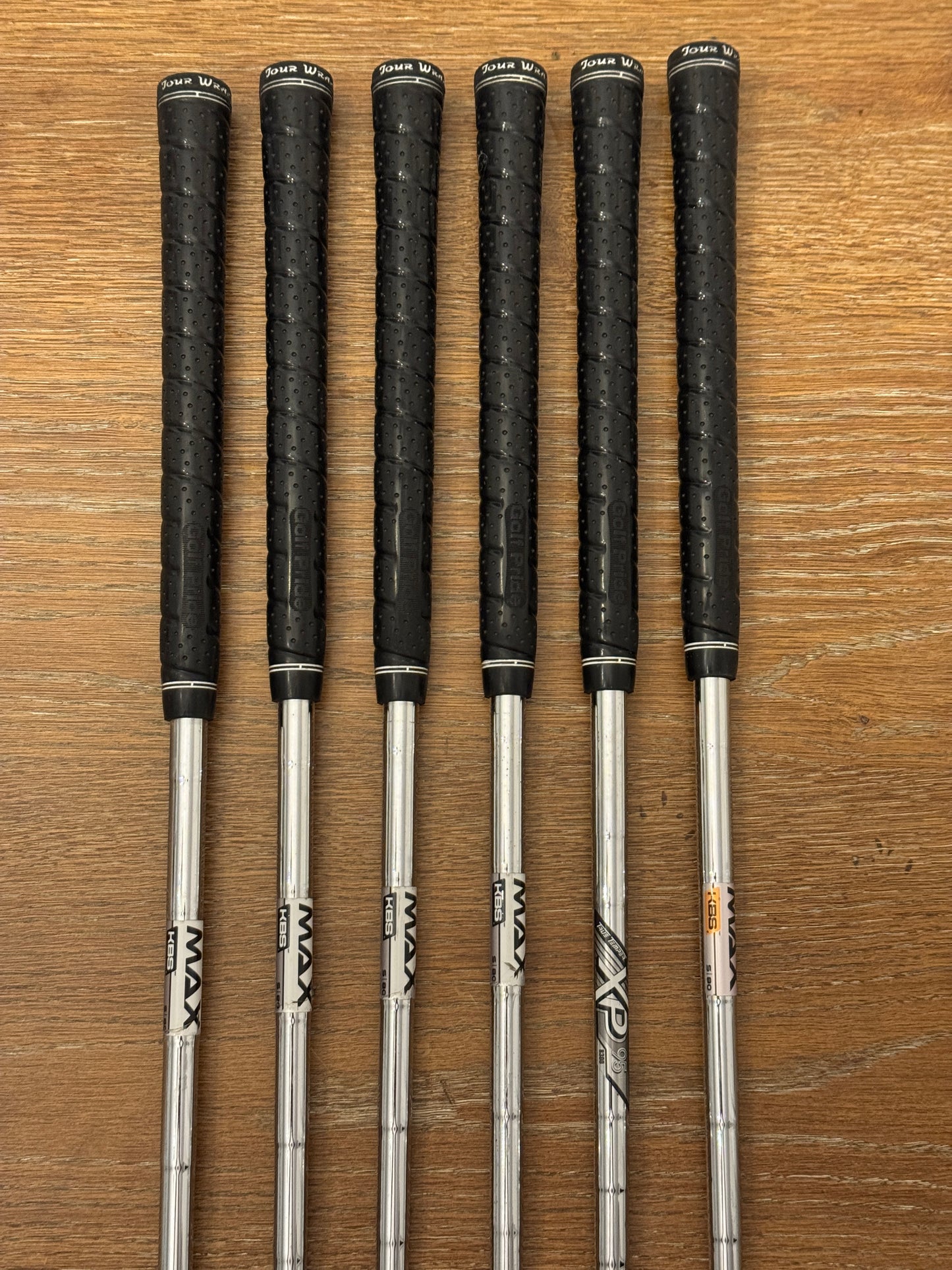 Callaway Mavrik Iron Set (5-PW) / KBS Max 80 S shafts (stiff)