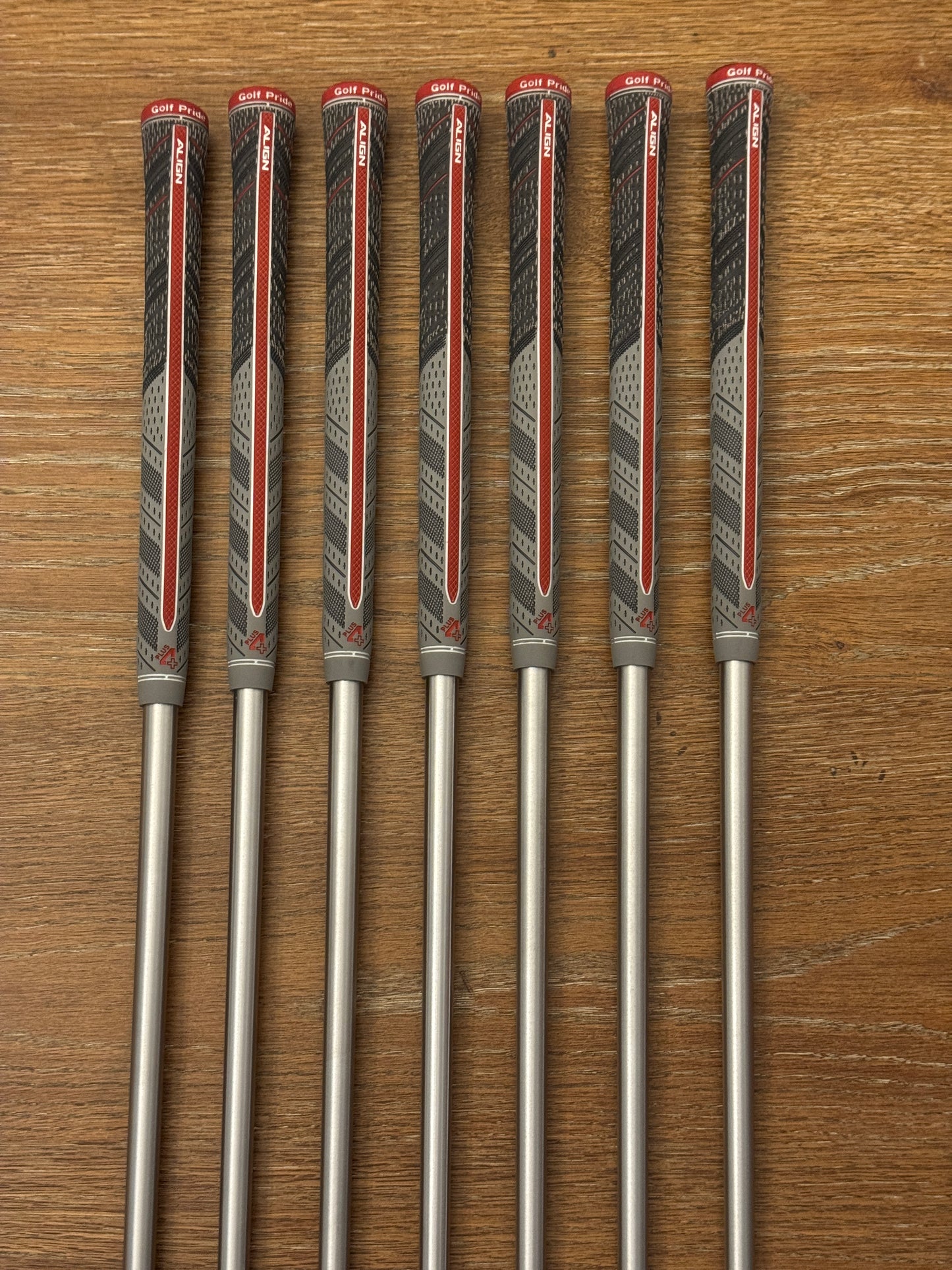 Taylormade Stealth Iron Set (5-AW) / KBS Tour C-Taper 120S shafts (stiff)