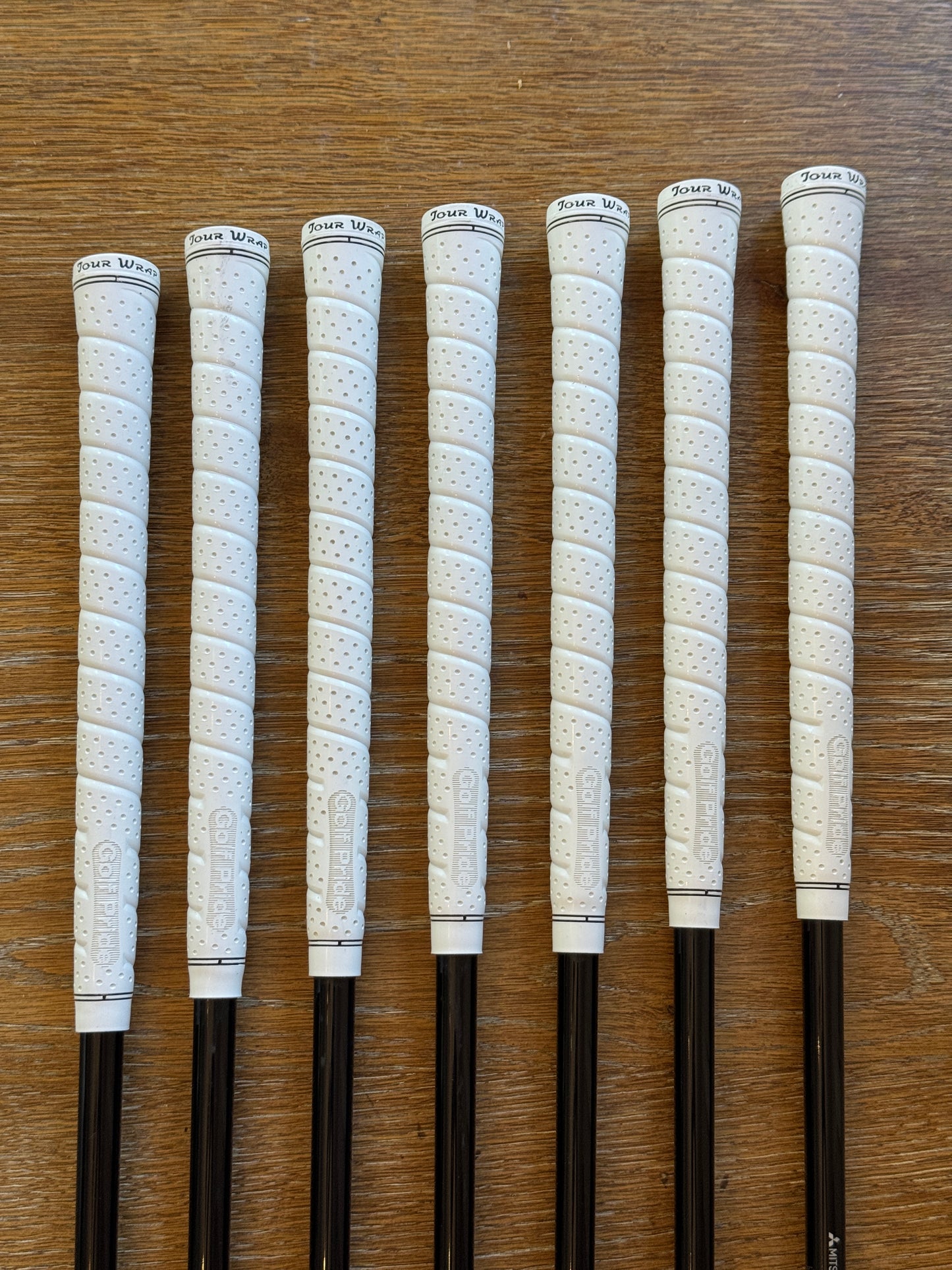 Mizuno M-15 Forged Iron Set (5-GW) / MMT 105 S shafts (stiff)