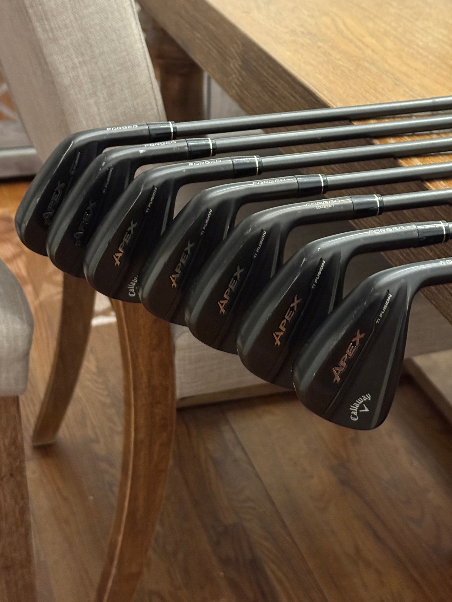 Callaway Apex TI Forged Iron Set (4-PW)