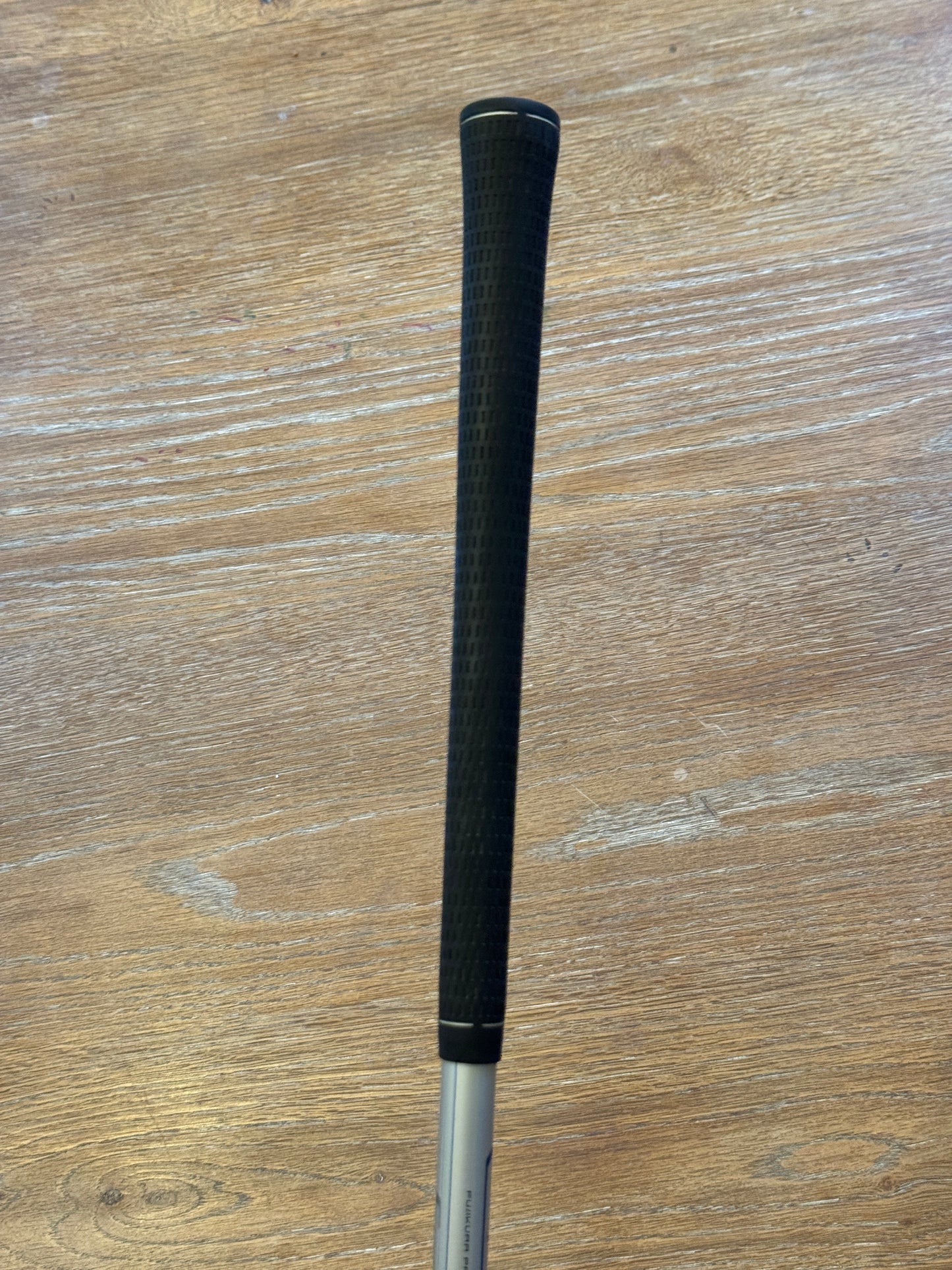 Taylormade R1 Driver / Fujikura 57R shaft (regular)