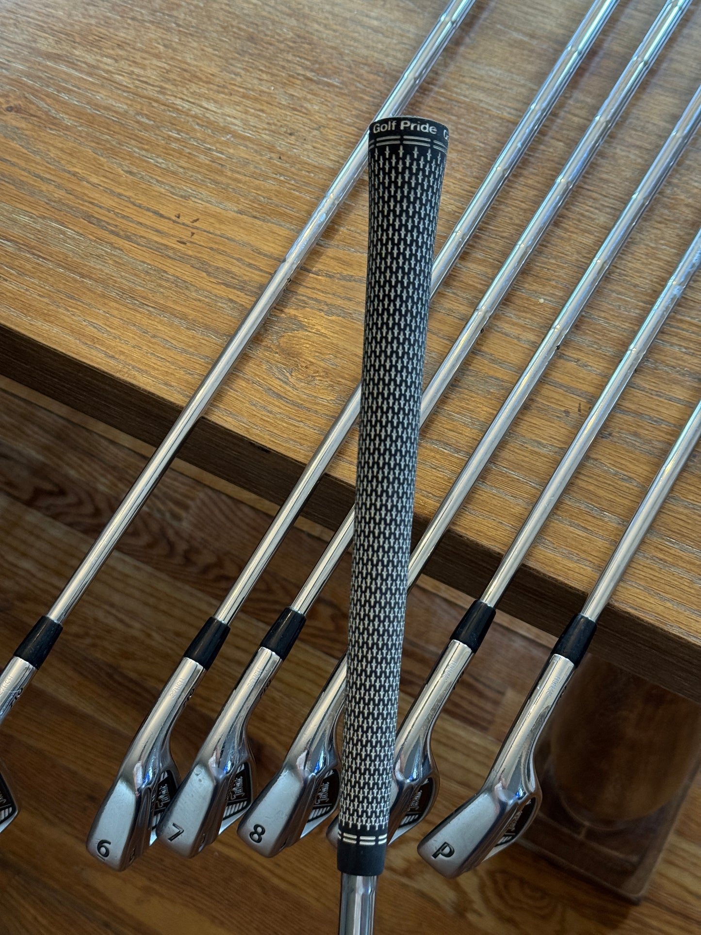 Titleist 710 AP2 Iron Set (4-PW) / True Temper Dynamic Gold shafts (stiff)