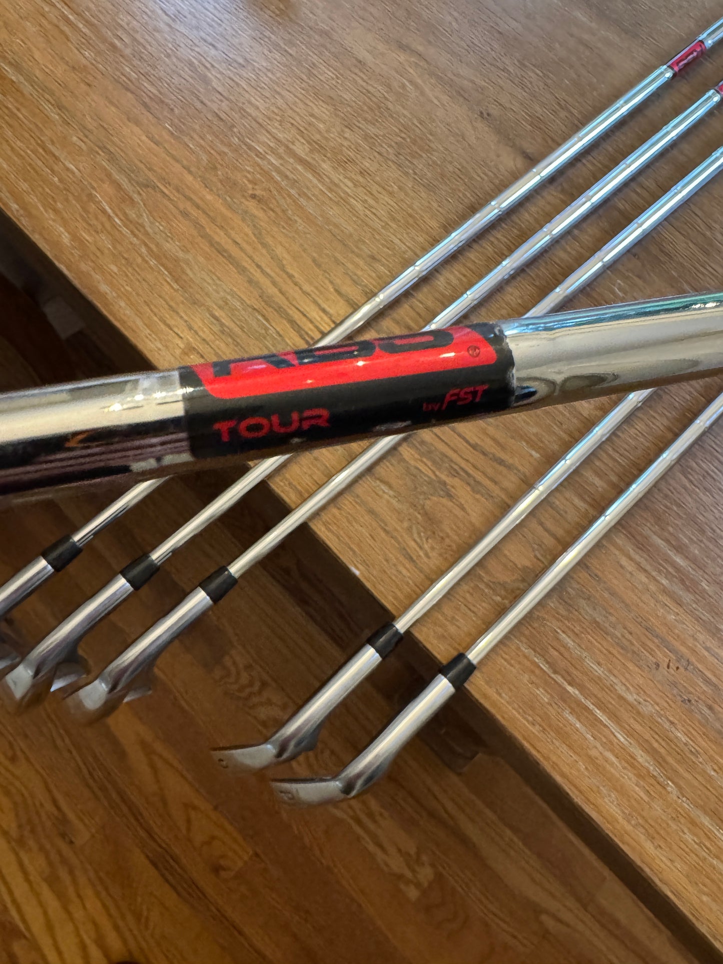 Titleist T100 ‘23 Iron Set (5-PW) / KBS Tour X shafts Xtra Stiff