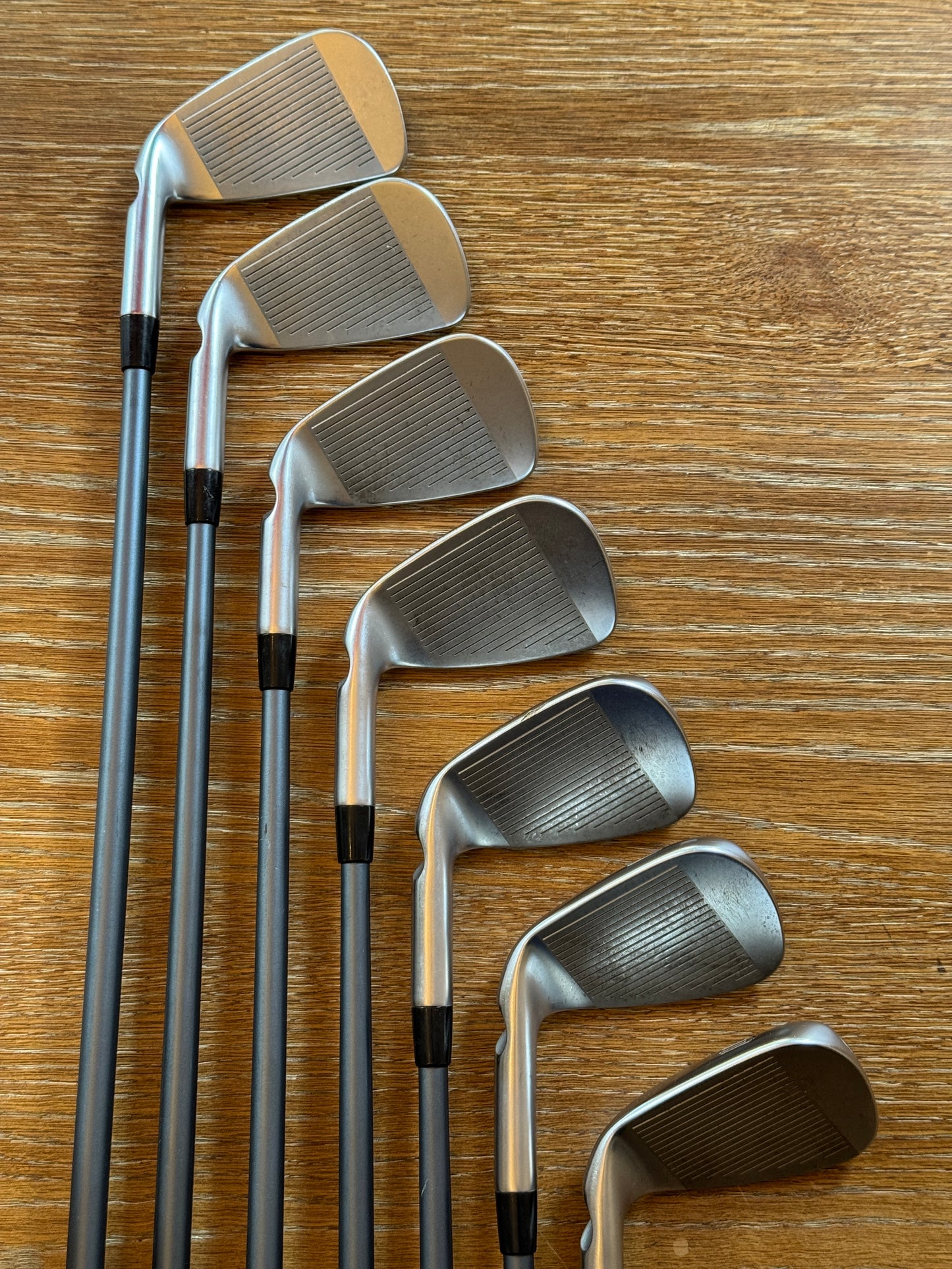 Ping i525 Iron Set (5-GW) / Ping ALTA CB shafts Stiff