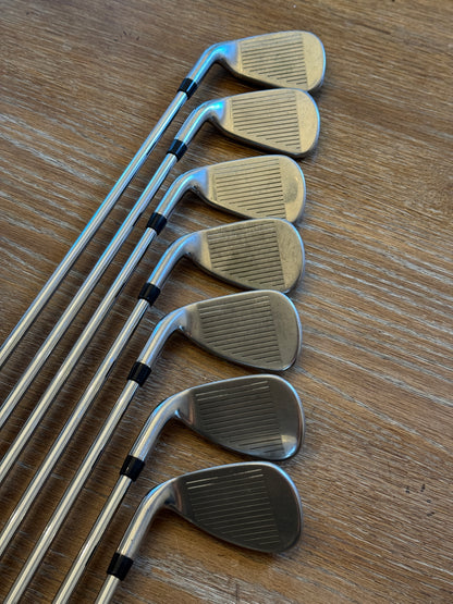 Callaway Rogue X Iron Set (5-GW) / True Temper XP 95 R300 shafts (regular)