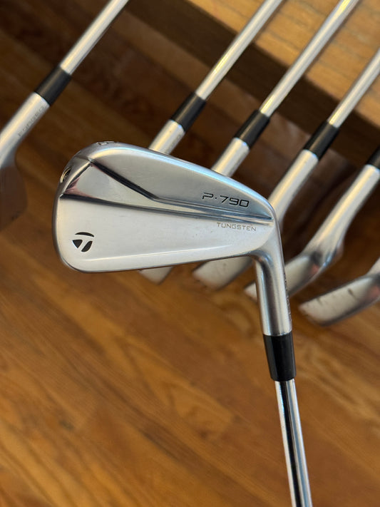 Taylormade P790 ‘21 Iron Set (4-PW) / KBS Tour Lite S shafts (stiff)