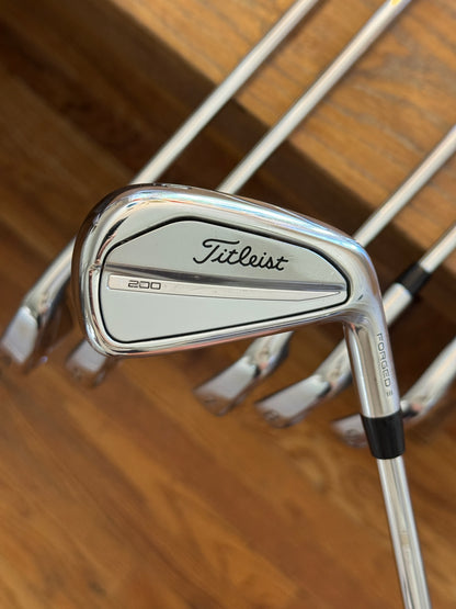 Titleist T200 ‘23 Iron Set +1/2” (4-9 iron) / N.S. Pro Modus3 Tour105 S shafts (stiff)