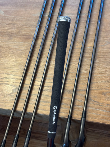 Taylormade P790 ‘25 Gunmetal Black Iron Set (4-PW) / BLACKED N.S. Pro Modus3 Tour105 shafts (stiff)
