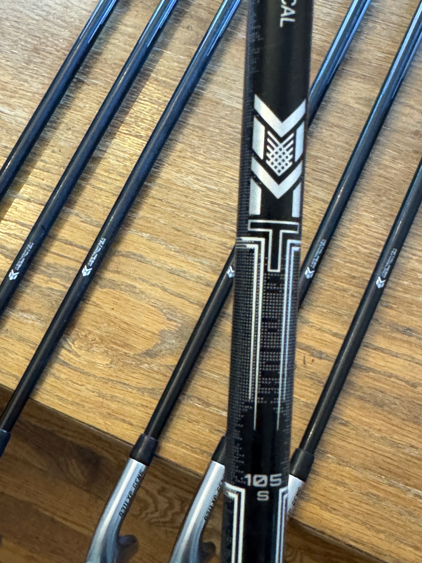 PXG 0311 XP GEN6 Iron Set (4-PW) / Mitsubishi MMT 105 S shafts (stiff)