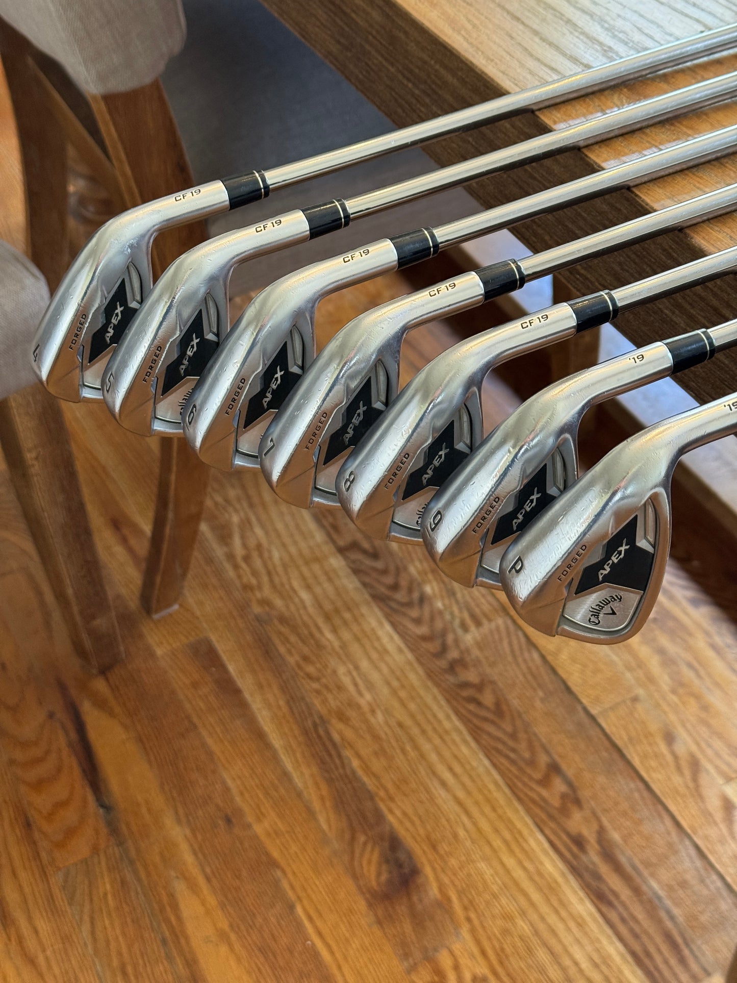 Callaway Apex 19 Iron Set (4-PW) / Project X Catalyst 80g 6.0 shafts (stiff)