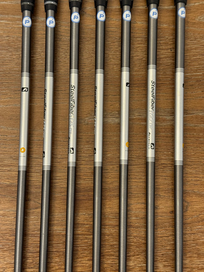 Taylormade Stealth Iron Set (4-PW) / Steelfiber i125 X shafts (xtra stiff)