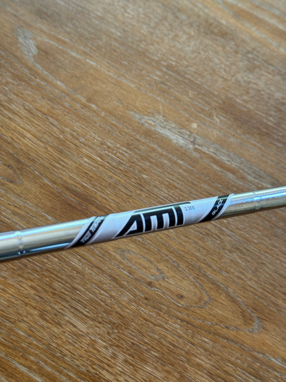 Titleist T200 ‘19 4-Iron / AMT Black S300 shaft (stiff)
