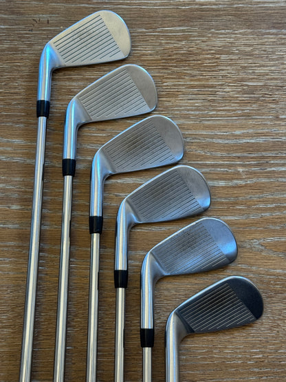 Titleist T100 Iron Set (4-PW) / Project X 6.0 shafts Stiff