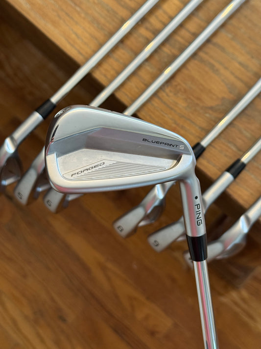 *MINT* Ping Blueprint S Forged Iron Set (4-PW) / Dynamic Gold 120 S300 shafts (stiff)