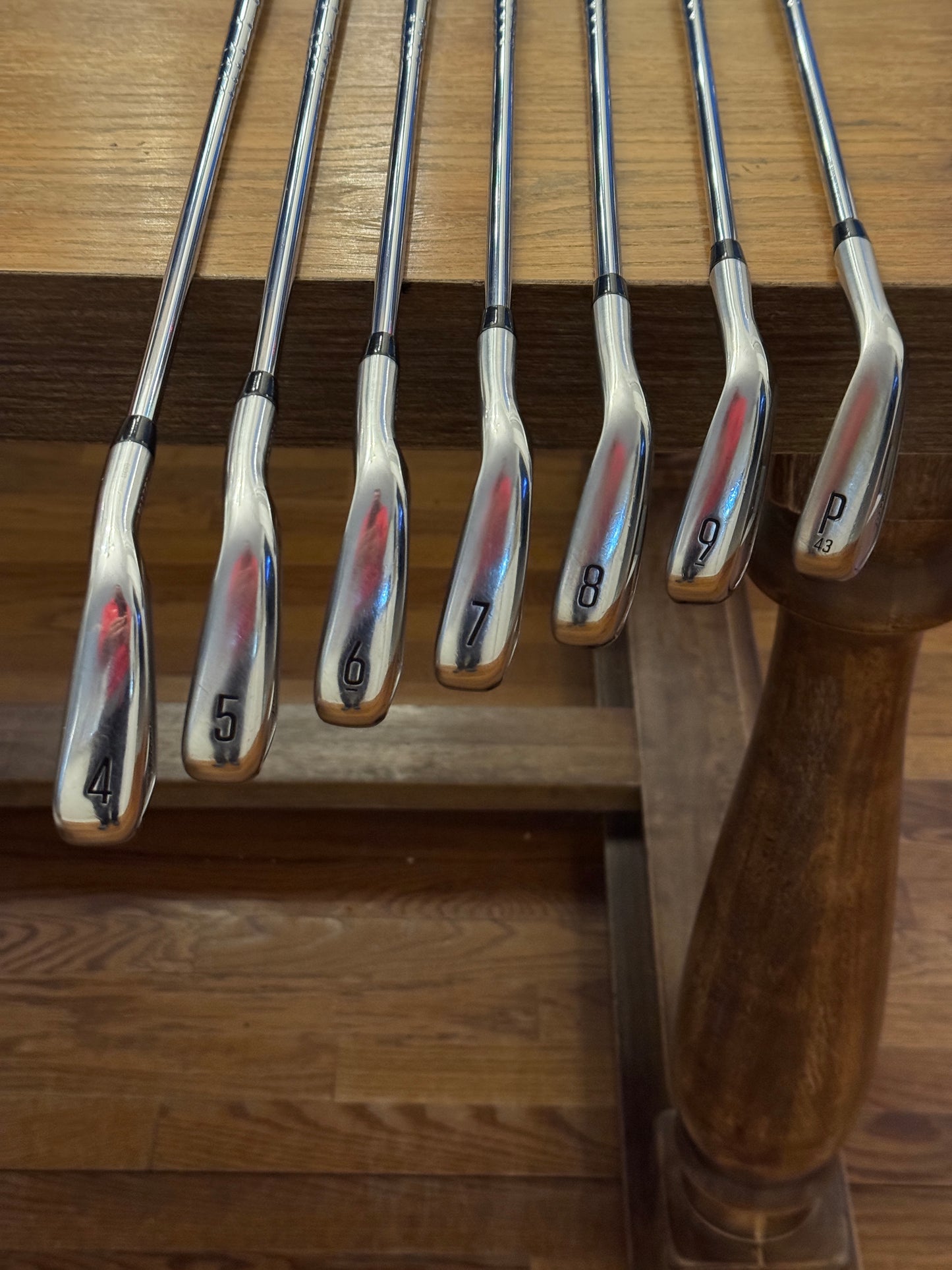 Titleist T200 ‘21 Iron Set (4-PW) / AMT Black S300 shafts (stiff)