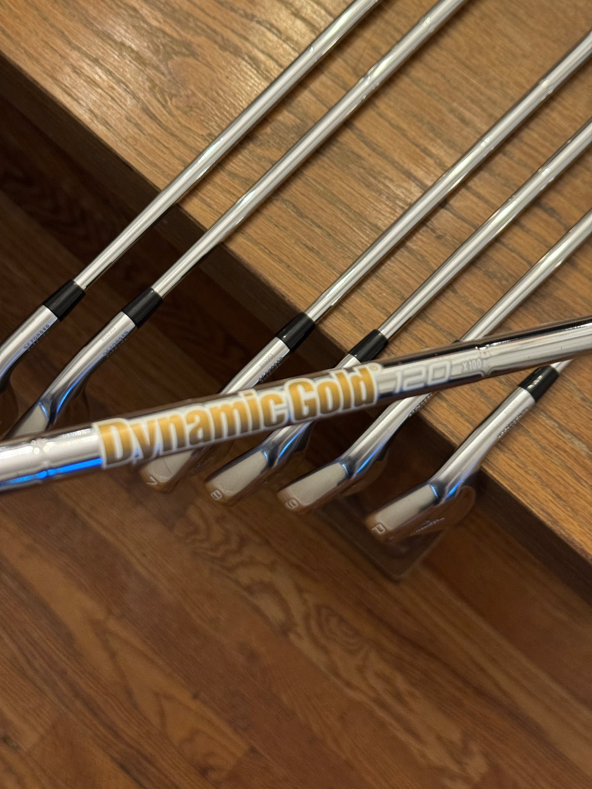 Mizuno Pro 245 Iron Set (4-PW) / Dynamic Gold X100 shafts (xtra stiff)