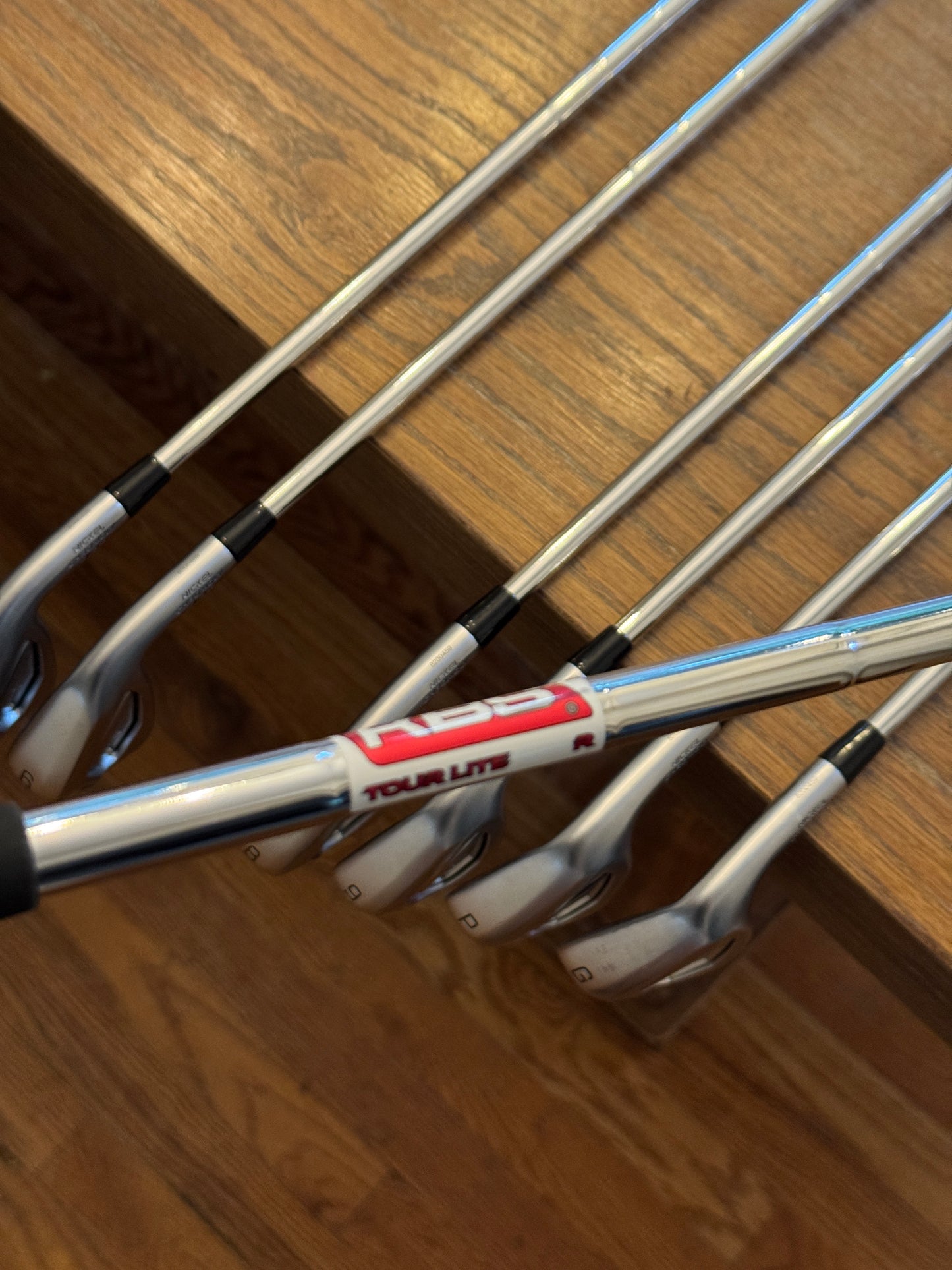 Mizuno JPX 925 Hot Metal Pro Iron Set (5-GW) / KBS Tour Lite R shafts (regular)