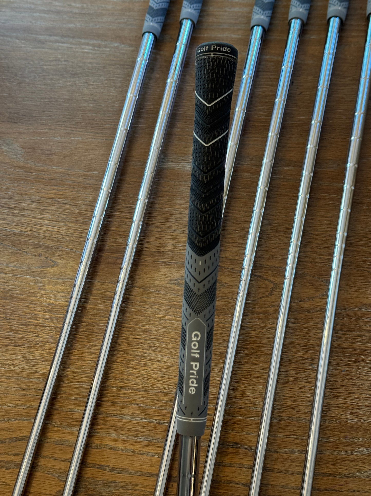 Titleist T300/T200 ‘21 Combo Iron Set (5-GW) / AMT Red R300 shafts (regular)