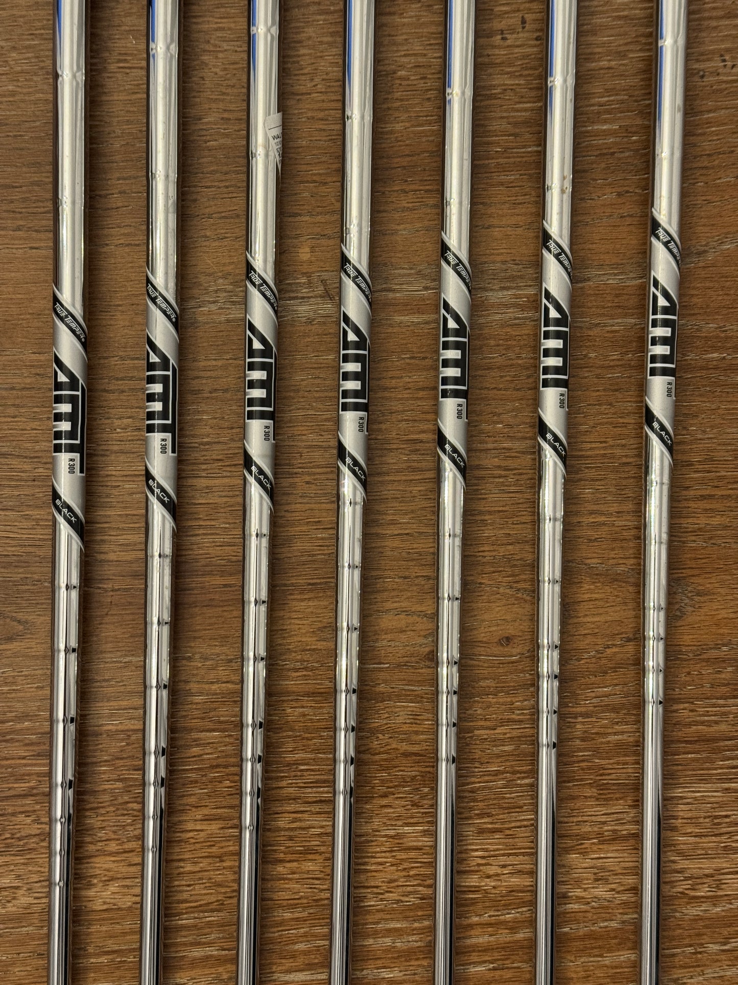 Titleist T200 ‘23 Iron Set (5-GW) / AMT Black R300 shafts (regular)