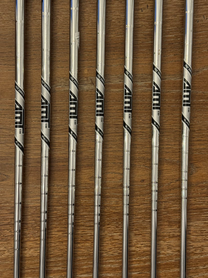 Titleist T200 ‘23 Iron Set (5-GW) / AMT Black R300 shafts (regular)