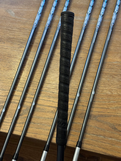 Titleist T250* ‘25 Forged Iron Set +1/2” (5-GW) / Mitsubishi MMT 65 R shafts (regular)