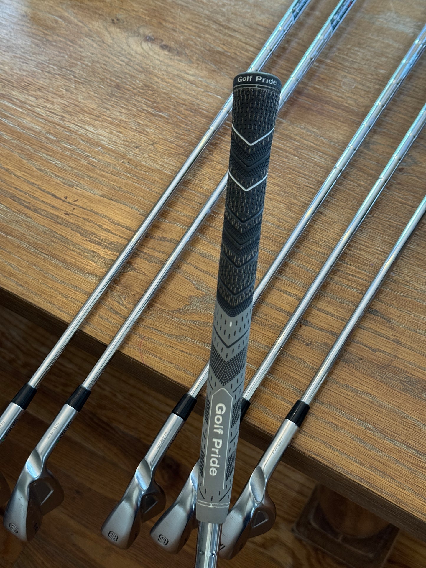 Ping i525 Iron Set (5-PW) / Elevate 95 R shafts (regular)