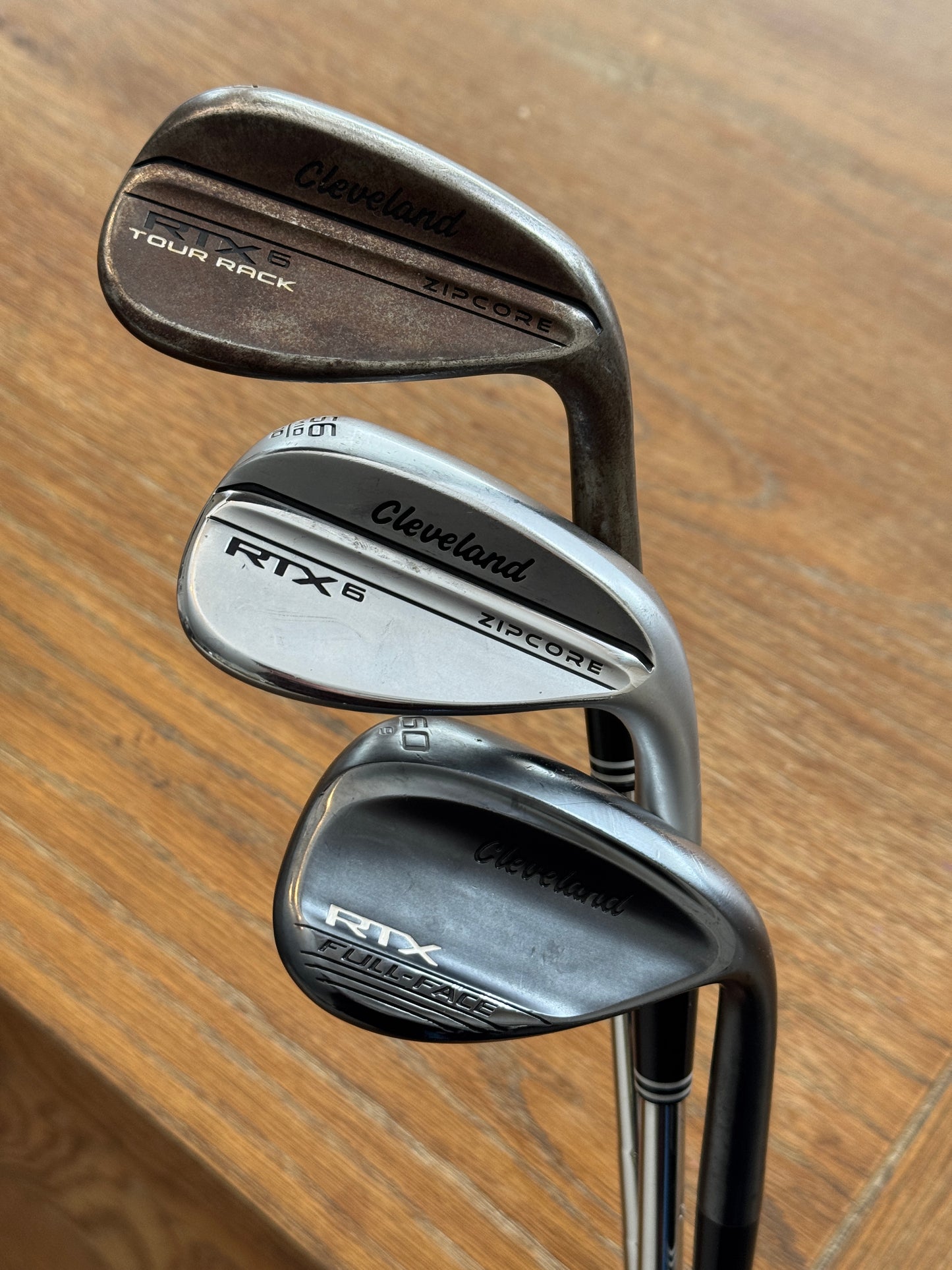 Cleveland RTX Wedge Set (50°, 56°, 60°)