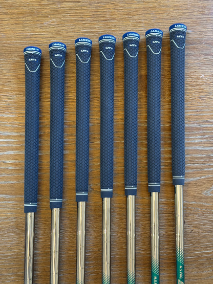 *BRAND NEW* Mizuno JPX 925 Hot Metal Iron Set (5-GW) / N.S. Pro 950 GH Neo S shafts (stiff)