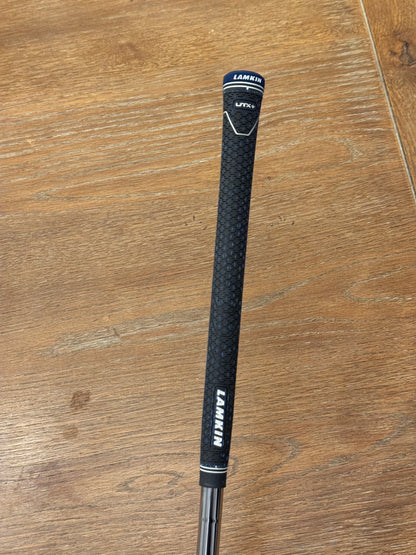 *BRAND NEW* Mizuno JPX 925 Hot Metal Pro 4-iron / Dynamic Gold 105 S300 shaft (stiff)