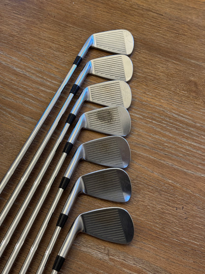 Mizuno MP-25 Iron Set (4-PW) / Stiff steel shafts