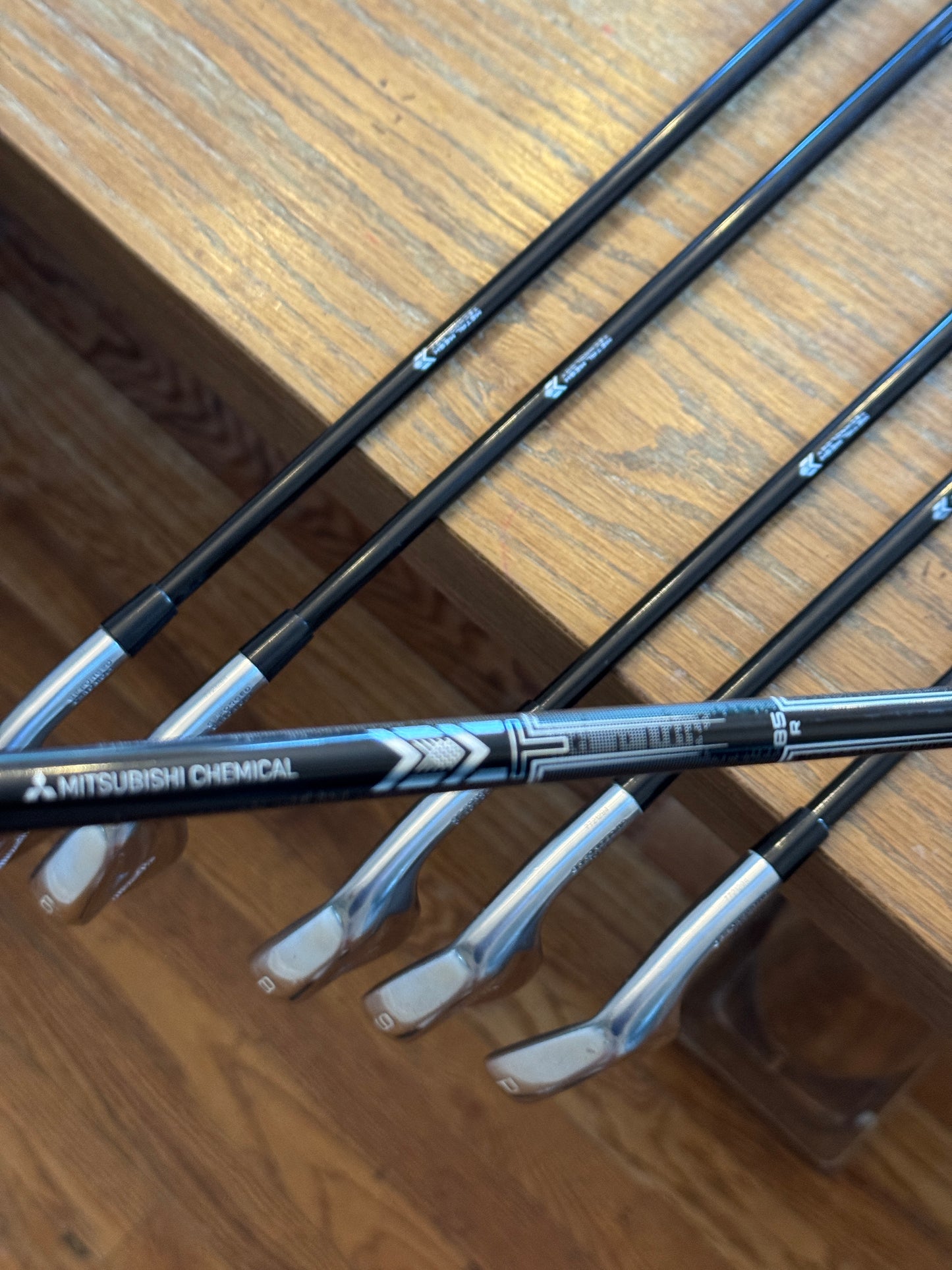 Mizuno Pro 245 Iron Set (5-PW) / Mitsubishi MMT 85 R shafts (regular)