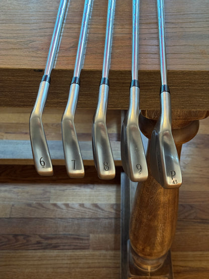 Titleist T250 Forged ‘25 LH Iron Set (6-PW) / KBS Tour LITE S shafts (stiff)