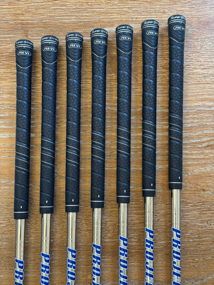 Titleist T150 ‘23 Iron Set (4-PW) / Project X 6.0 120g shafts Stiff