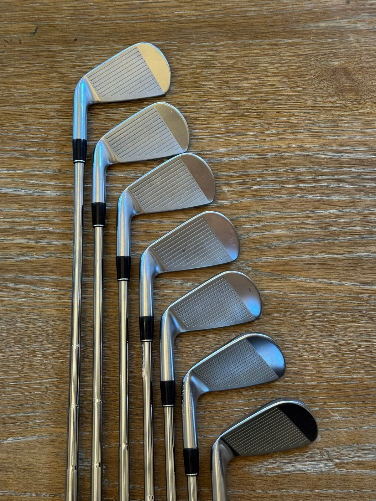 Srixon ZXi7 Forged ‘25 Iron Set (4-PW) / Dynamic GOLD MID 115 S300 shafts (stiff)